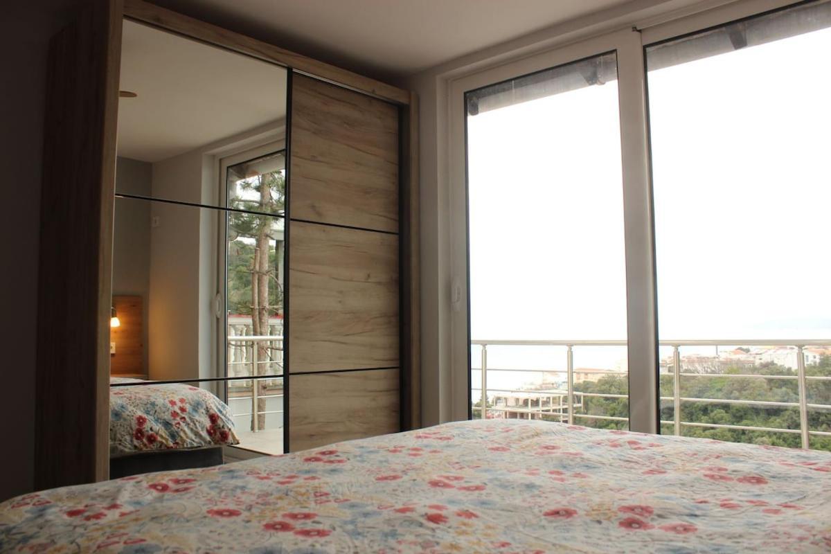 Carefree Apartments อุลซิน ภายนอก รูปภาพ